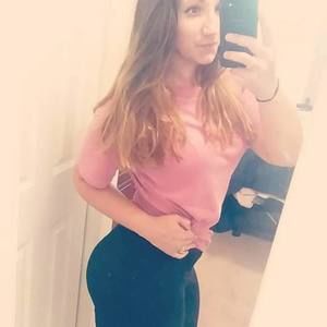 Meet your Posher, Ashleigh